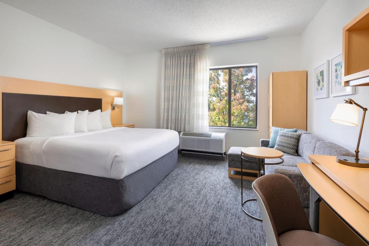 Towneplace Suites By Marriott York Εξωτερικό φωτογραφία