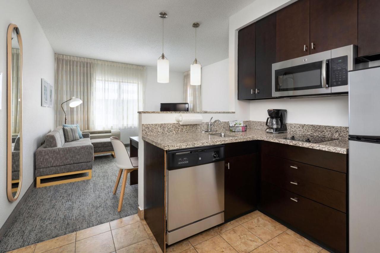 Towneplace Suites By Marriott York Εξωτερικό φωτογραφία