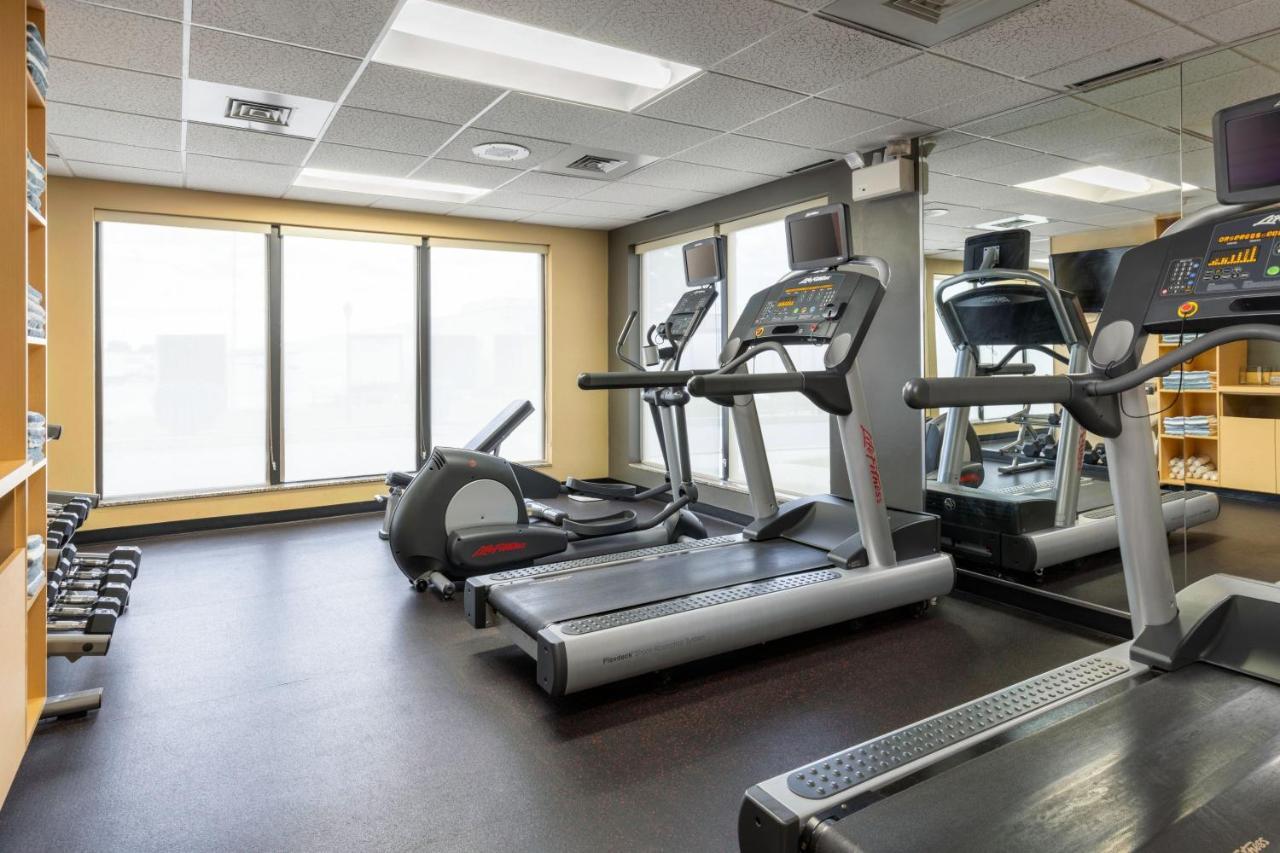 Towneplace Suites By Marriott York Εξωτερικό φωτογραφία