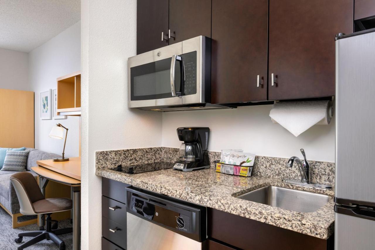 Towneplace Suites By Marriott York Εξωτερικό φωτογραφία