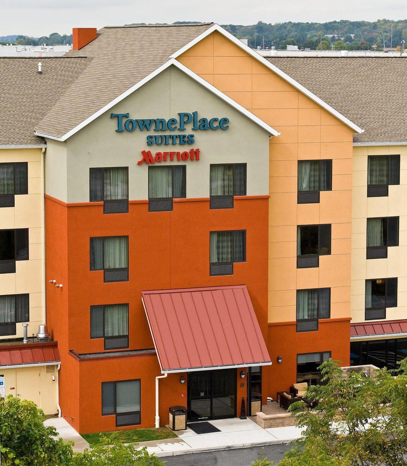 Towneplace Suites By Marriott York Εξωτερικό φωτογραφία