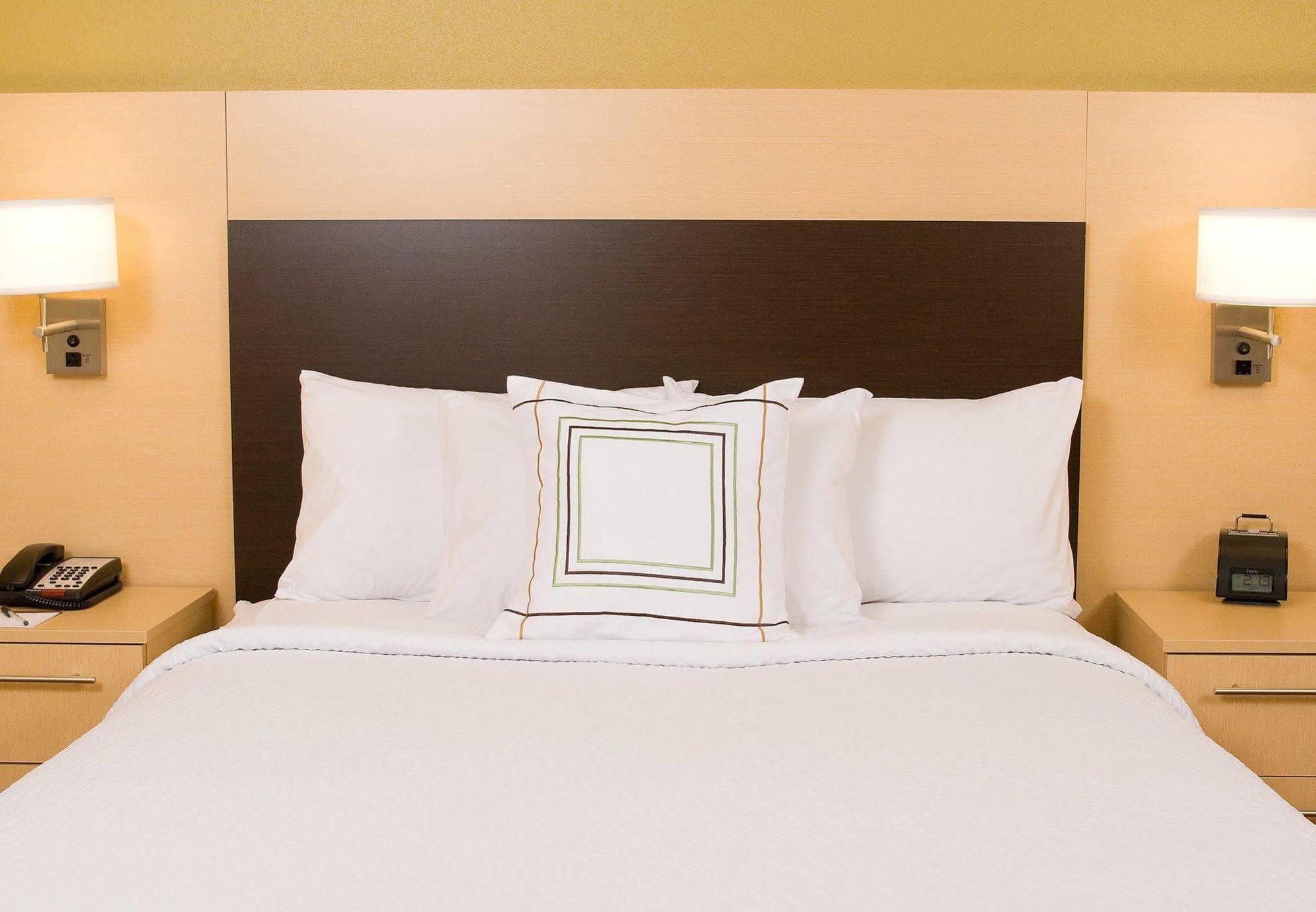 Towneplace Suites By Marriott York Εξωτερικό φωτογραφία